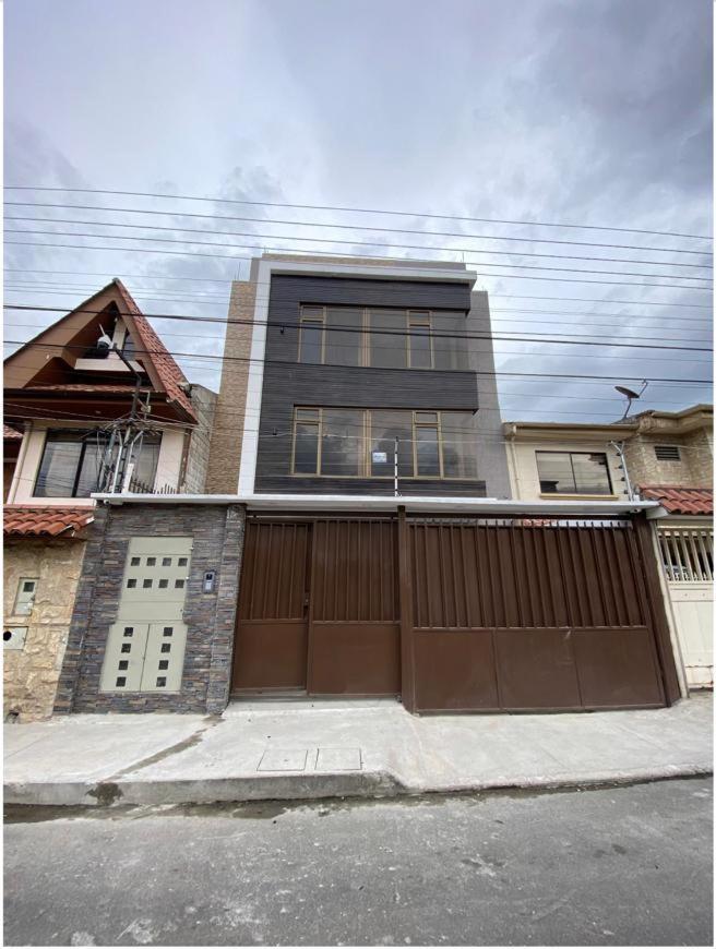 Lindo Departamento Con Vista Increible A Cuenca Exterior photo