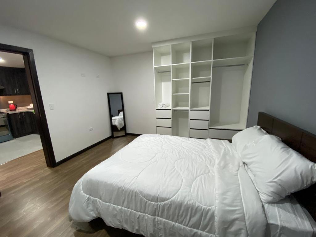 Lindo Departamento Con Vista Increible A Cuenca Exterior photo